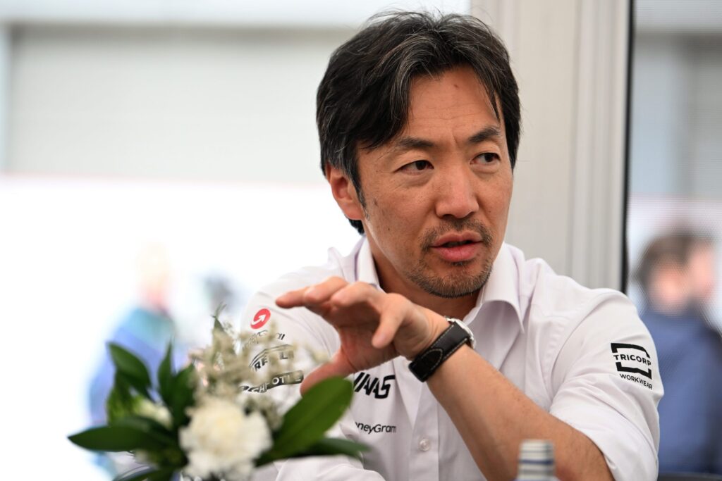小松礼雄氏