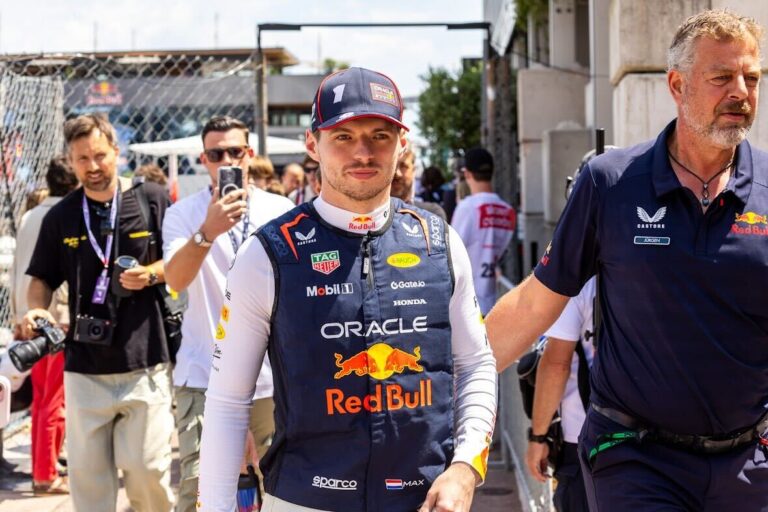 フェルスタッペン「バナナを投げられるようにすればいい」
