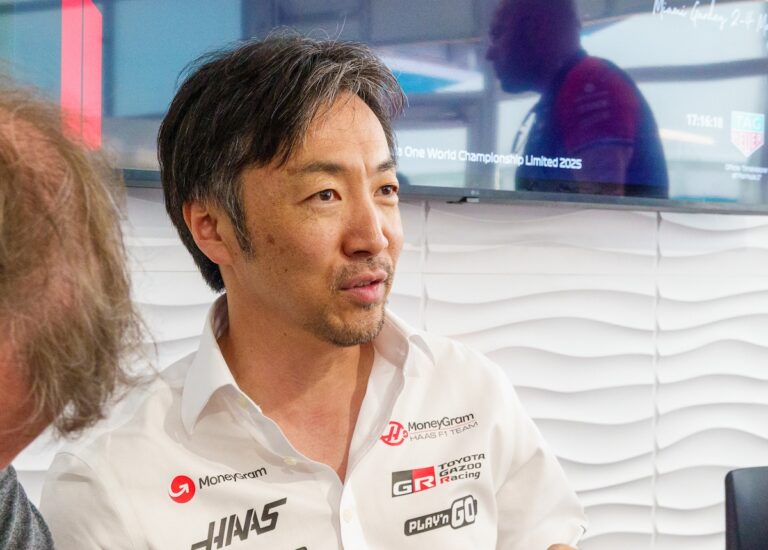 小松、高速コーナーでの空力問題に引き続き苦戦中と明かす