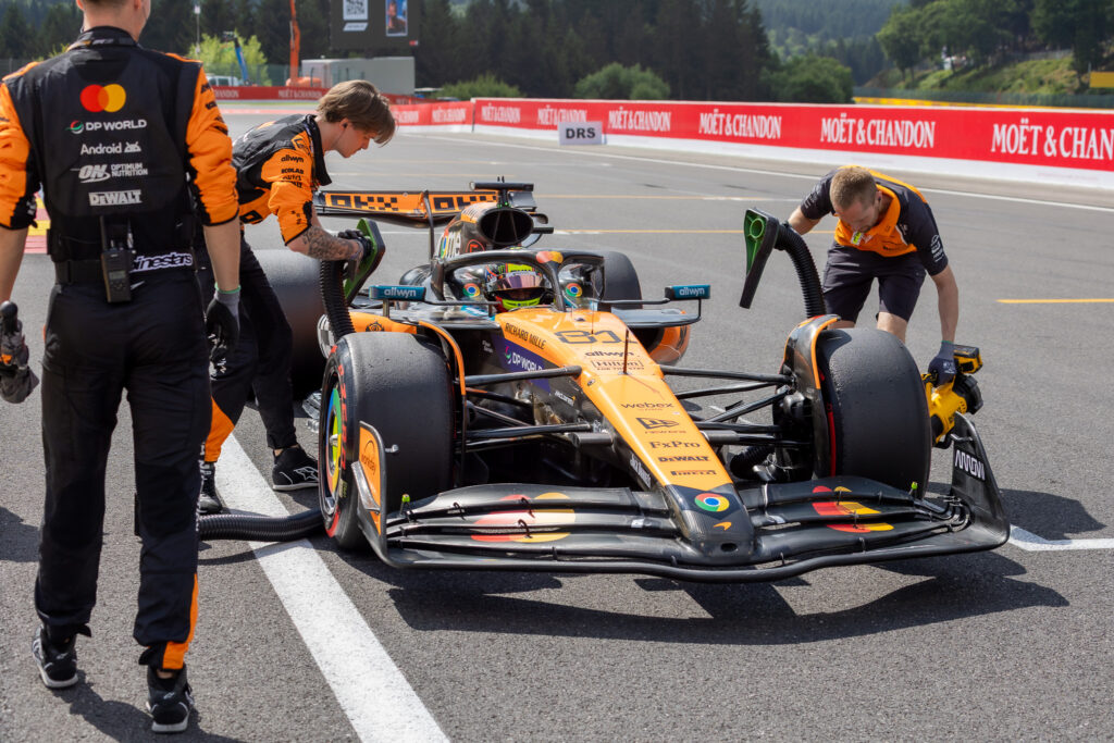 マクラーレンF1マシン