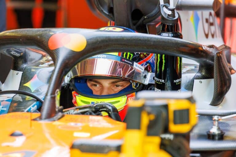 oscar piastri mclaren mexico