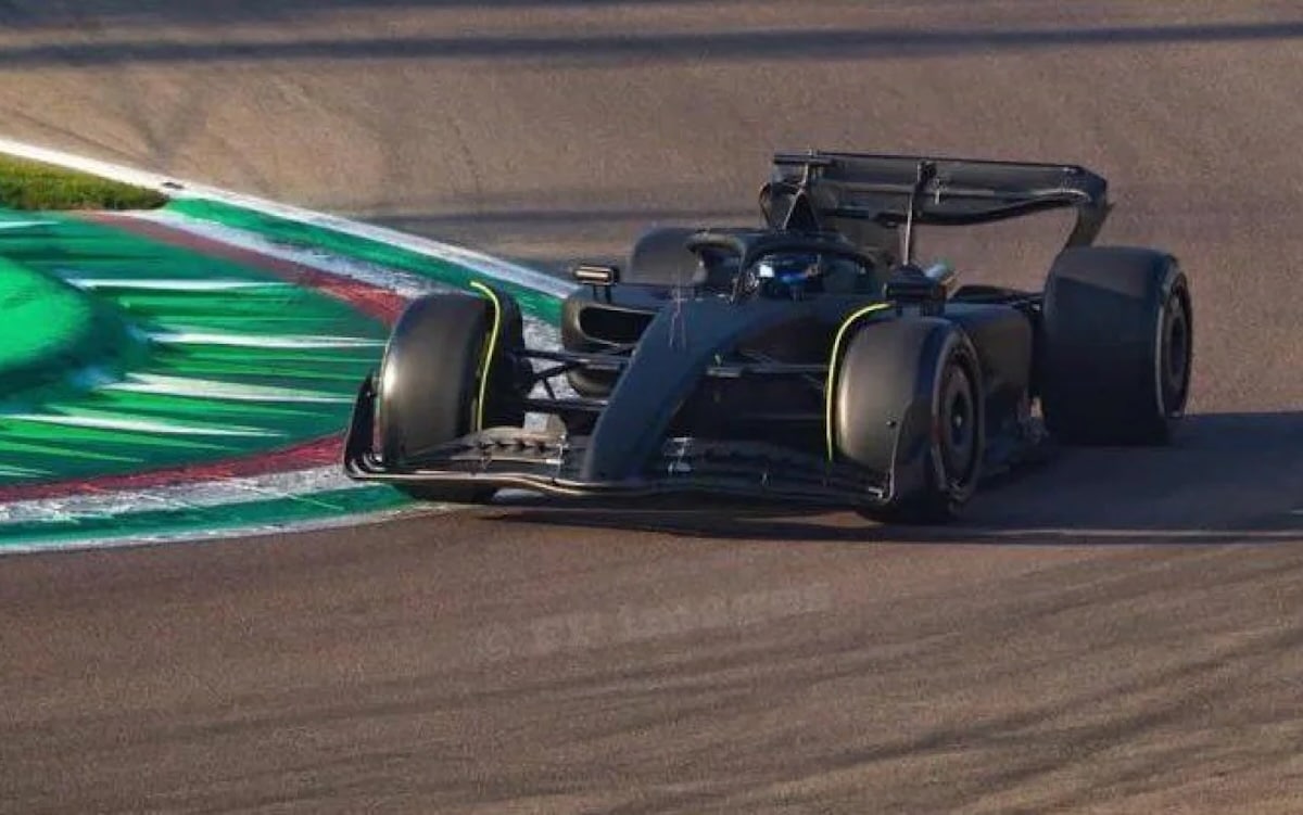Perez Black out ferrari copy