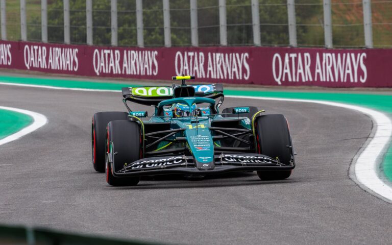 アロンソ、悔しい14位フィニッシュ「リスクを取ったが報われなかった」