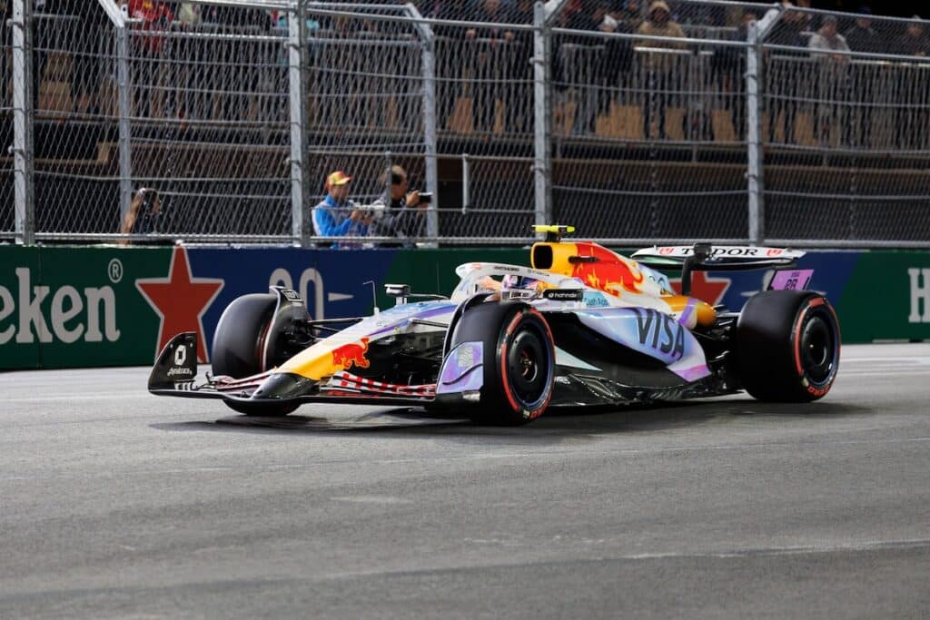 liam lawson vcarb vegas