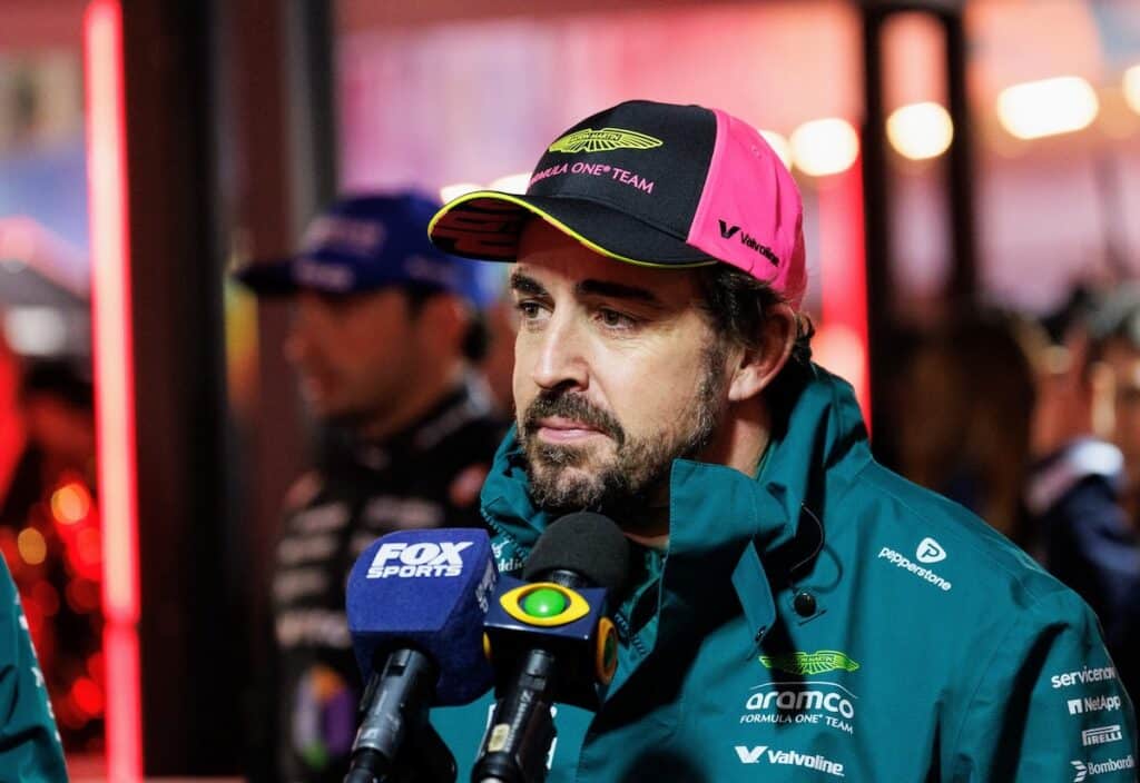 fernando alonso aston martin vegas