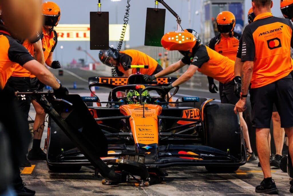 lando norris mclaren qatar