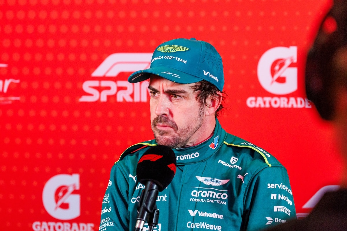 Fernando Alonso Aston Martin Qatar