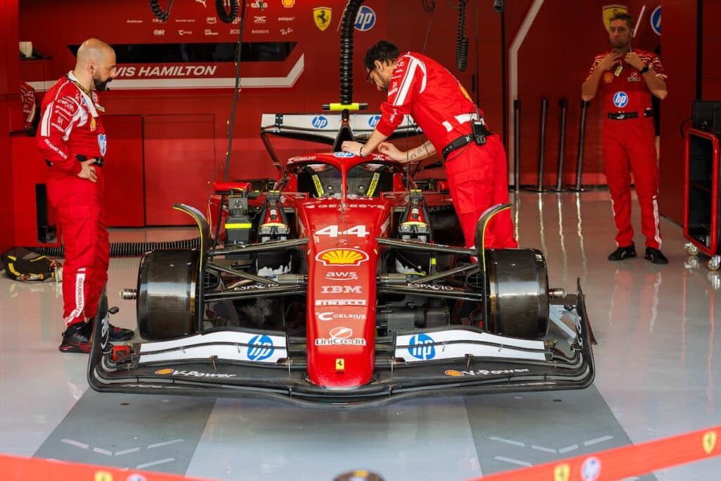 lewis hamilton qatar ferrari