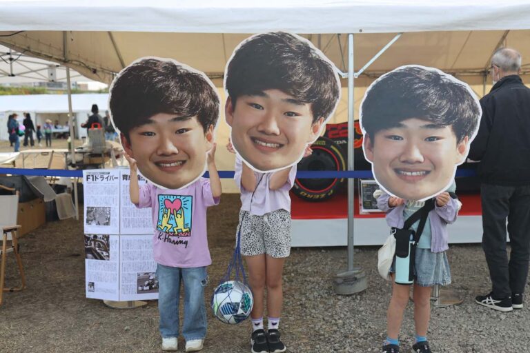 角田裕毅のF1マシンが相模原市に登場！相模原フェスタ2025現地レポート