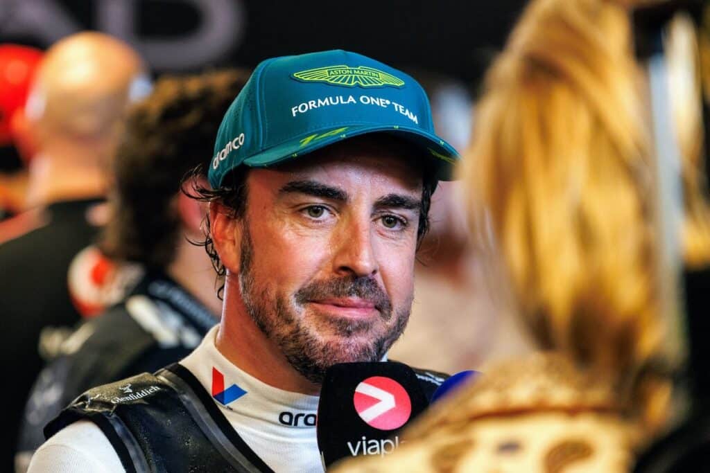 Fernando Alonso Aston Martin Qatar