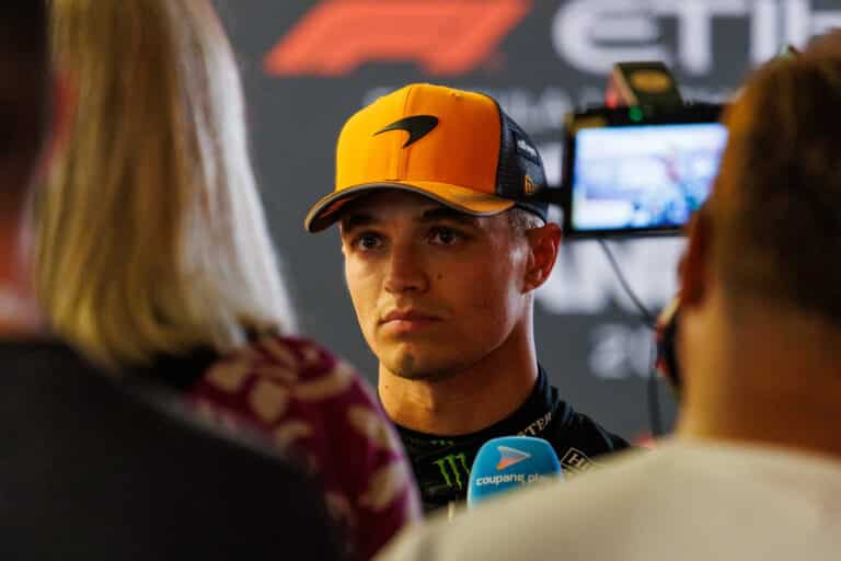 ノリス、2025年タイトル獲得-フェルスタッペンは連勝にストップ