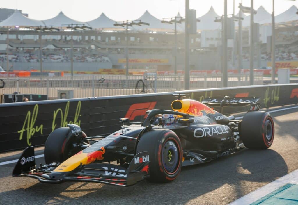 max vertappen abu dhabi red bull