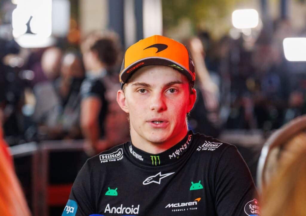 oscar piastri qatar mclaren