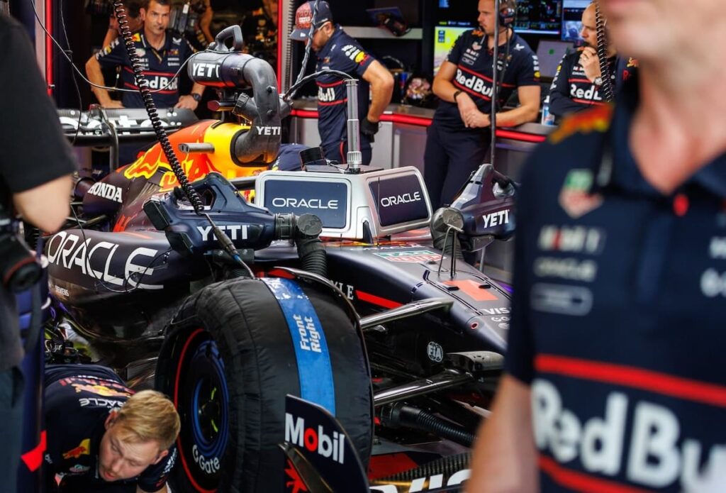 Max Verstappen Red Bull AD ウィル・コートニー氏、レッドブルから早期解放されマクラーレンへ