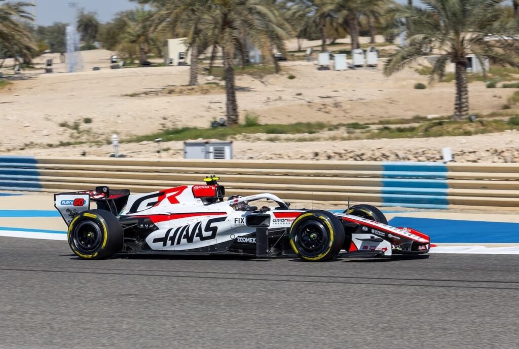 toyota gazoo racing haas bahrain
ハース バーレーンテスト