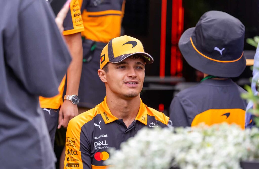 lando norris mclaren ノリス、オーストラリアGP初日に出遅れ