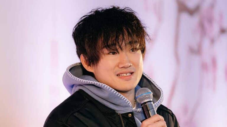 yuki tsunoda 角田裕毅、レンタカーの軽自動車に感動