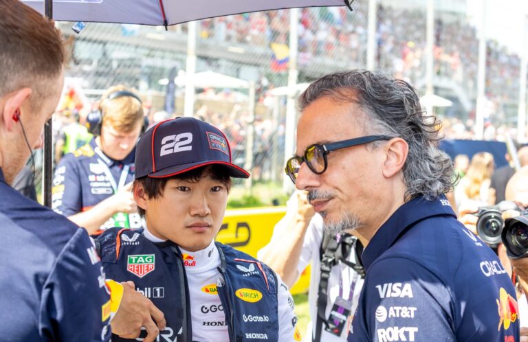 yuki tsunoda and laurent mekies red bull メキース代表、角田のフルタイム復帰に言及