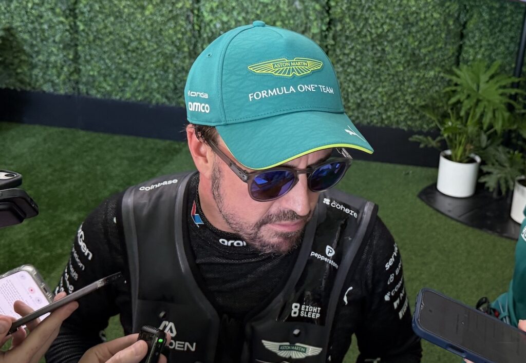 fernando alonso aston martin miami gp 2026
アストンマーティンのフェルナンド・アロンソ、2026年マイアミGPにて
