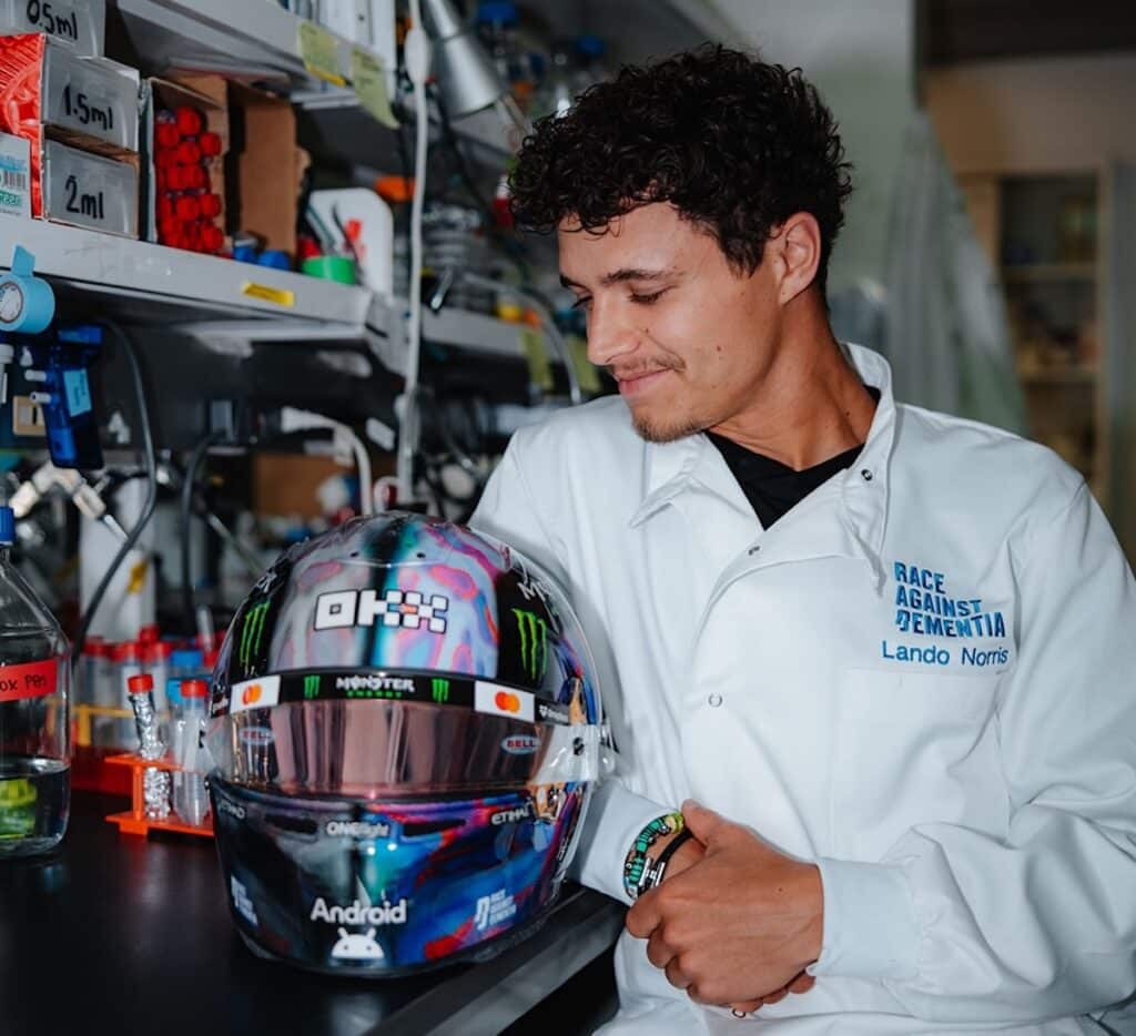 race against dementia lando norris
レース・アゲインスト・ディメンシア ランド・ノリス