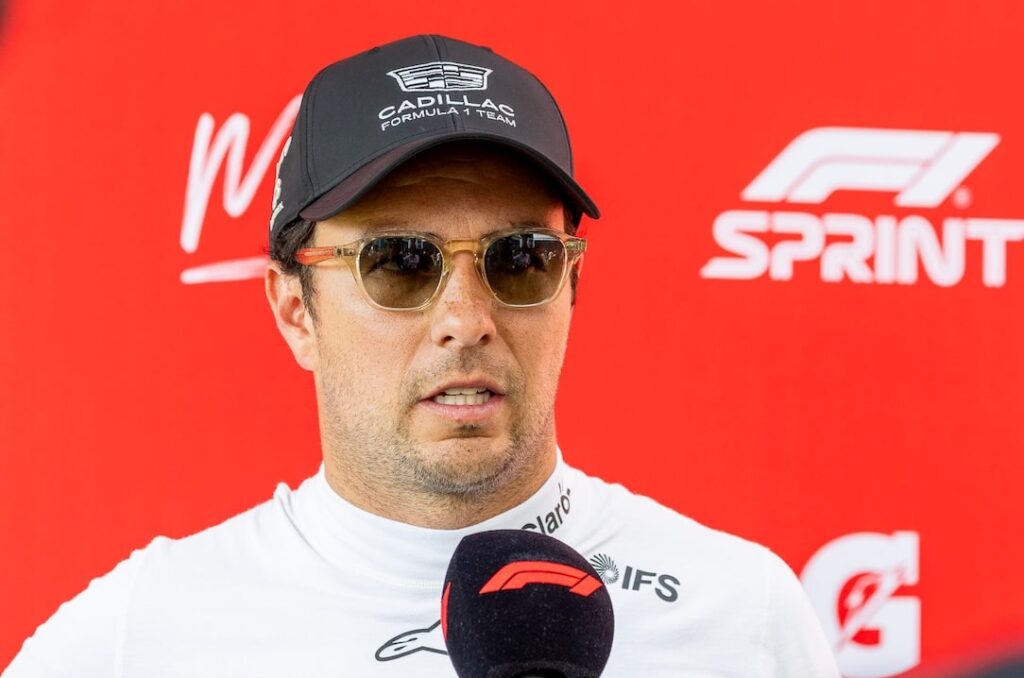 sergio perez cadillac キャデラックのセルジオ・ペレス