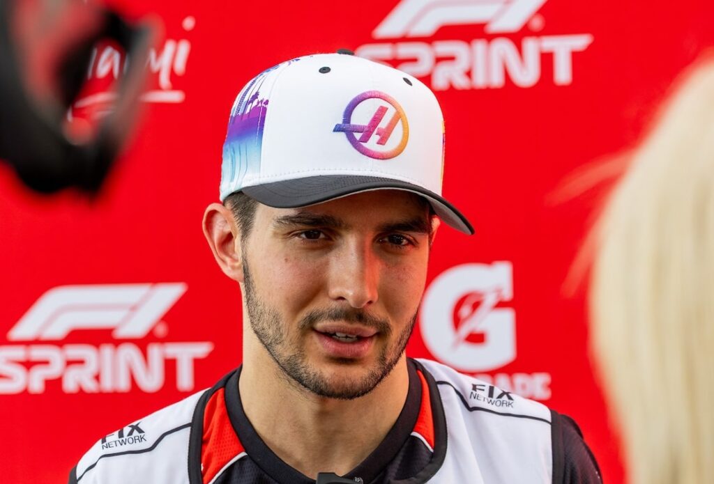 esteban ocon haas toyota miami gp 2026
ハースのエステバン・オコン、2026年マイアミGPにて