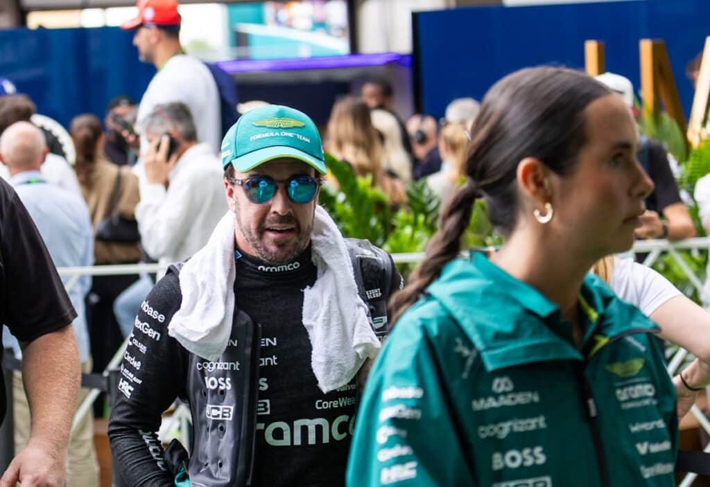 fernando alonso aston martin miami