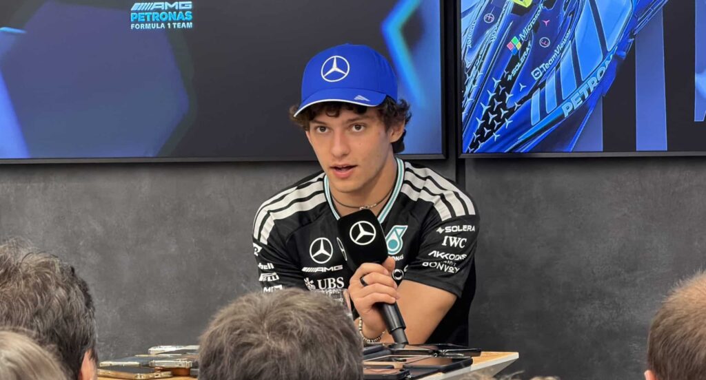 kimi antonelli mercedes 【モナコGP】アントネッリ、ラッセルの揺さぶりにも動じず