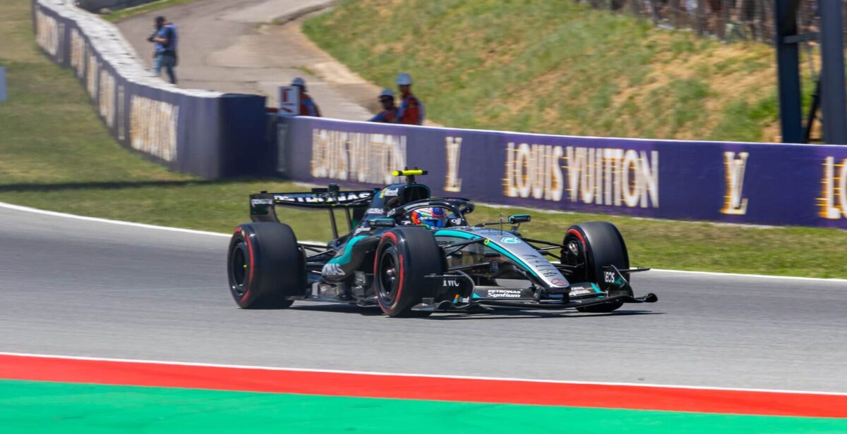 kimi antonelli mercedes barcelona gp 2026 メルセデス技術責任者のアリソン氏、アントネッリへのチームオーダー議論に言及
