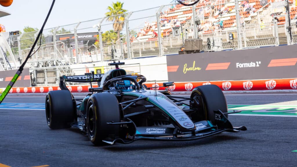 george russell mercedes Barcelona gp 2026