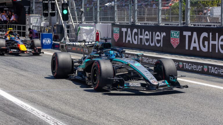 【F1バルセロナGP】ラッセル、2位惜敗も勝者ハミルトンを称賛「ルイスのペースはクレイジーだった。フェラーリは復活した」