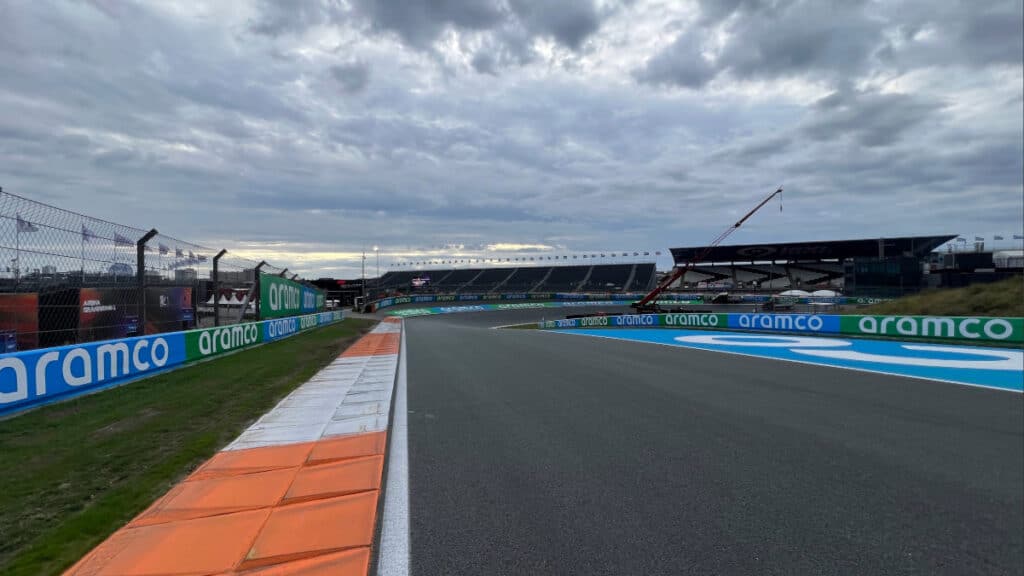dutch gp zandvoort race circuit