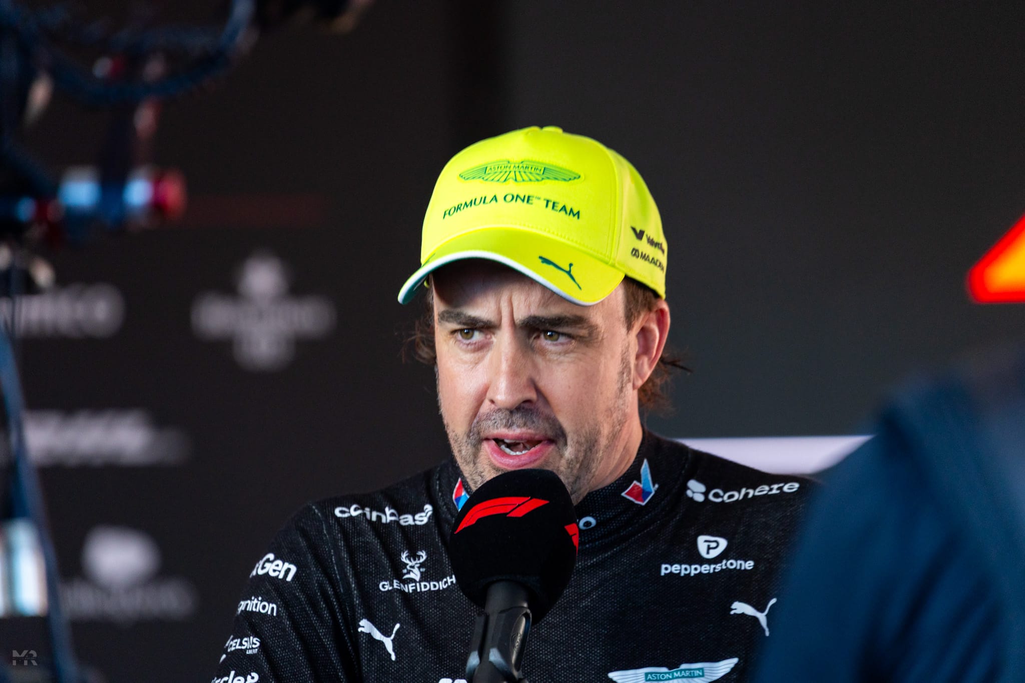 fernando alonso aston martin