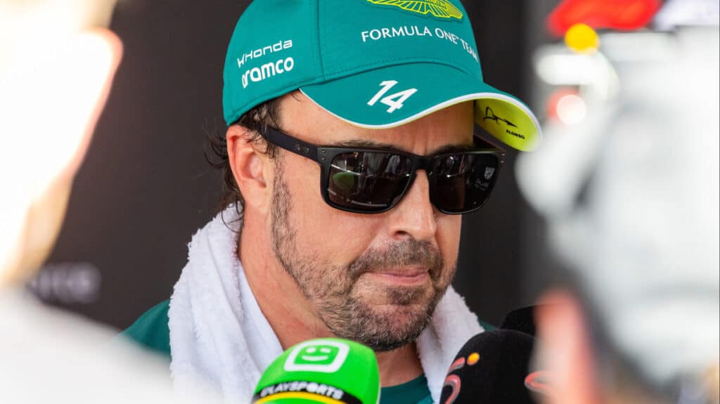 fernando alonso aston martin honda