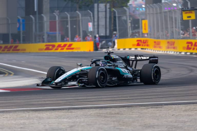 【シンガポールGP FP1】ラッセル、最速タイム！ 唯一のフリー走行でルクレールとノリスを抑え首位発進